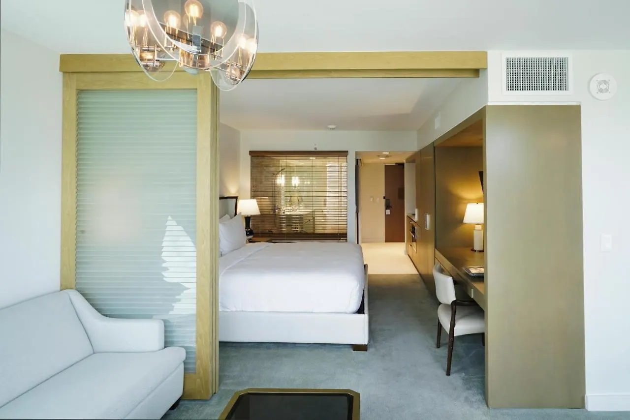 The Ritz-Carlton Residences, Waikiki Beach Hotel Honolulu