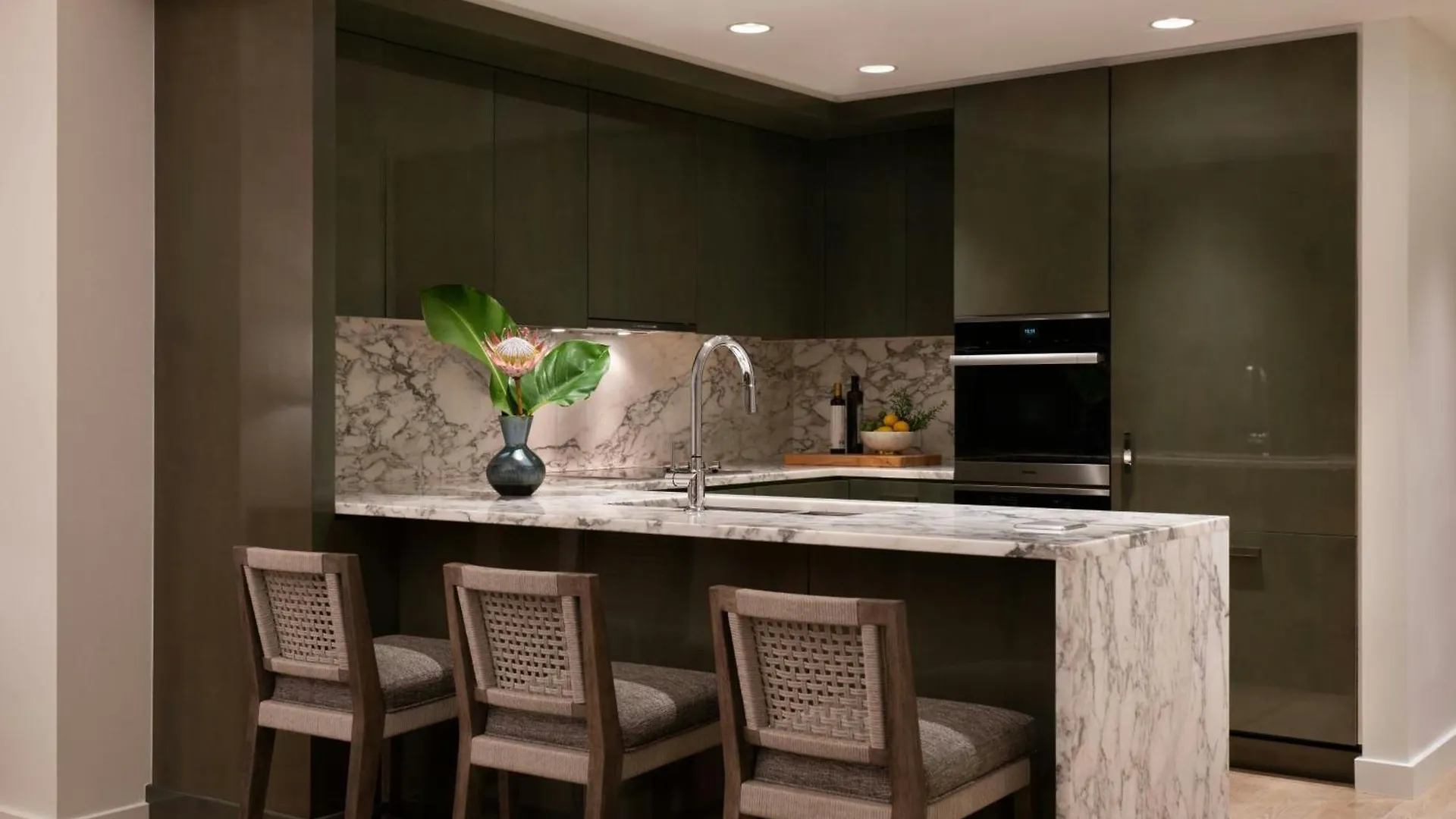 The Ritz-Carlton Residences, Waikiki Beach Hotel Honolulu
