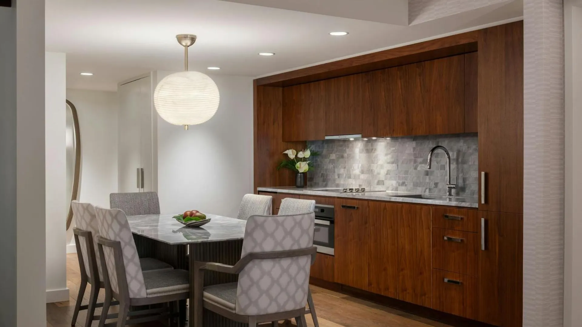 The Ritz-Carlton Residences, Waikiki Beach Hotel Honolulu 5*,  United States