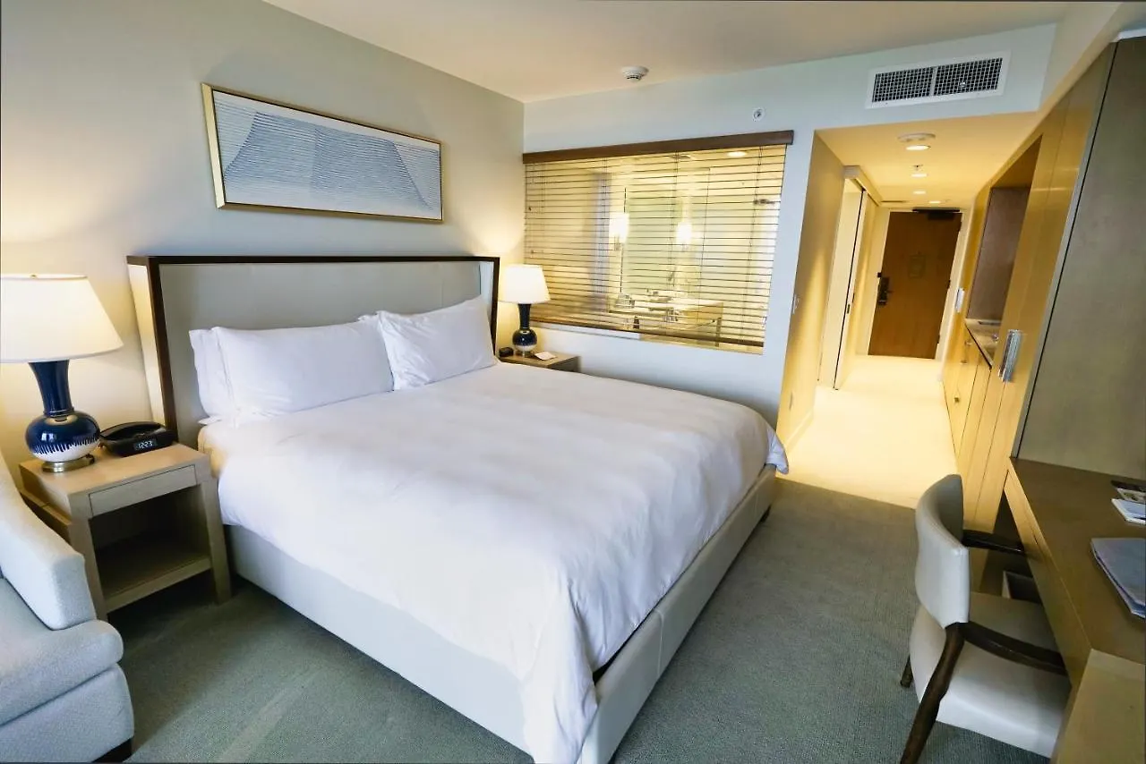 The Ritz-Carlton Residences, Waikiki Beach Hotel Honolulu