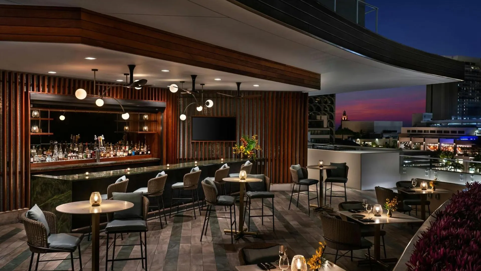 The Ritz-Carlton Residences, Waikiki Beach Hotel Honolulu