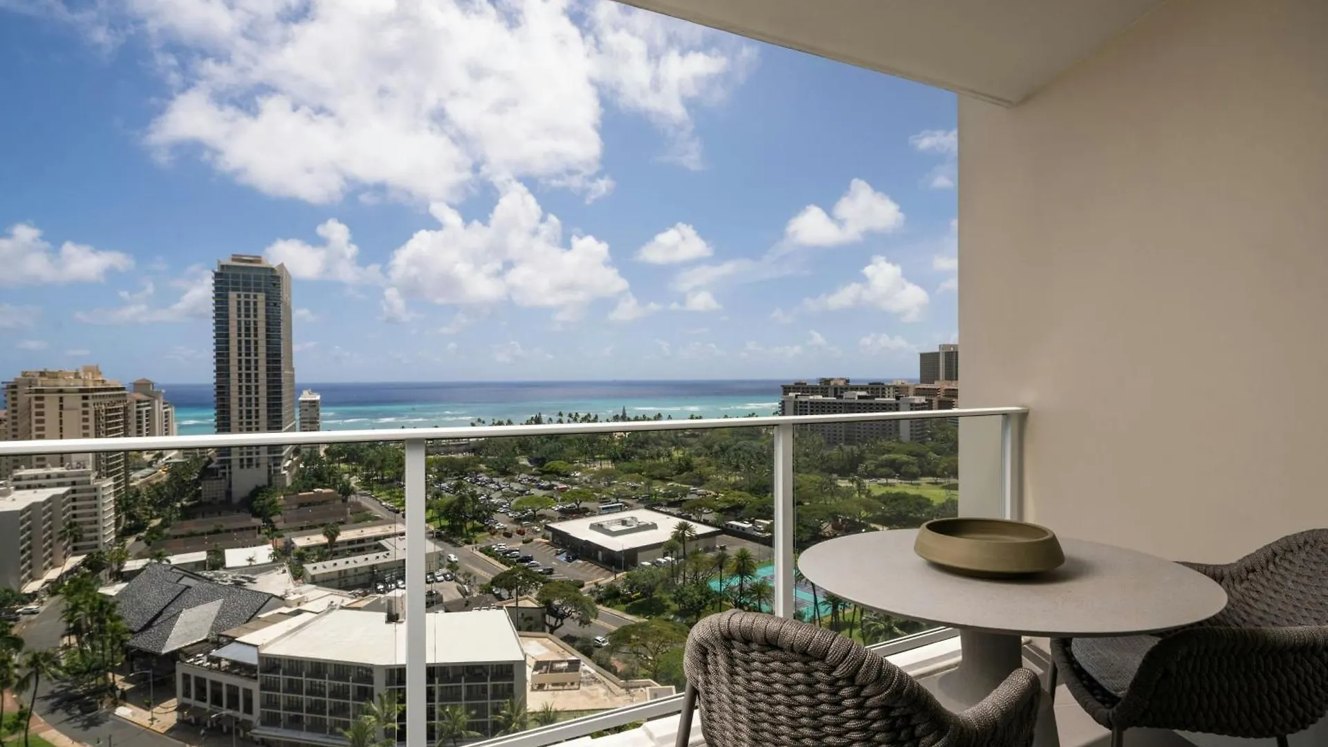 The Ritz-Carlton Residences, Waikiki Beach Hotel Honolulu 5*,
