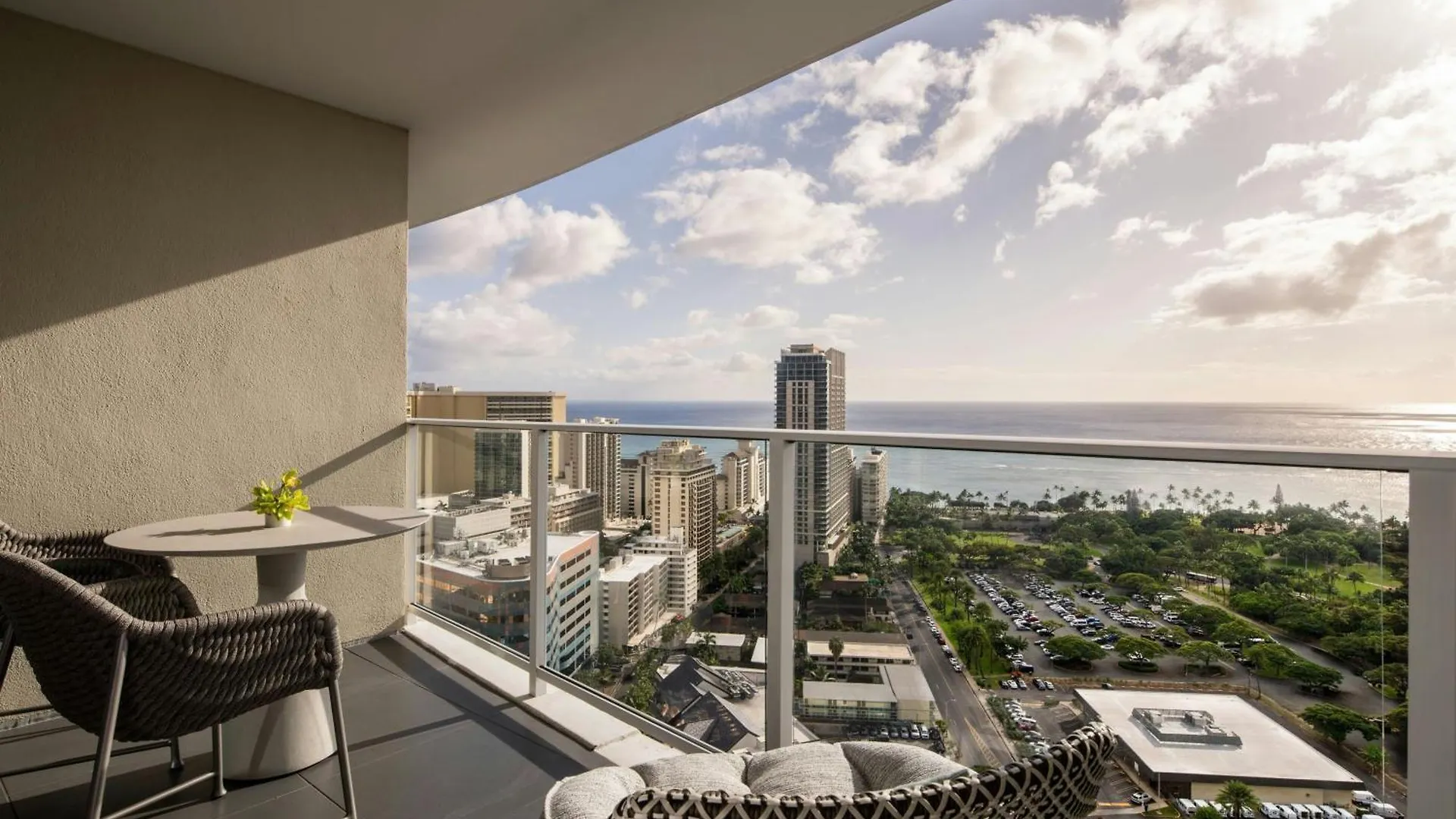 The Ritz-Carlton Residences, Waikiki Beach Hotel Honolulu 5*,